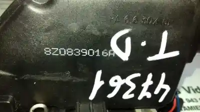 Автозапчасти б/у замок задней правой двери за audi a2 (8z) 1.4 ссылки oem iam 8z0839016a  
