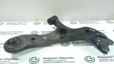 Автозапчастина б/у передній правий нижний рычаг підвіски для toyota verso (_r2_) 2.0 d-4d (aur20_) посилання на oem iam   