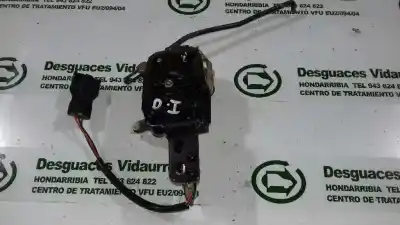 Peça sobressalente para automóvel em segunda mão fechadura da porta dianteira esquerda por mitsubishi galloper (hyundai) 2.5 turbodiesel referências oem iam 