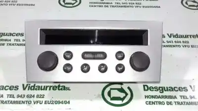 Peça sobressalente para automóvel em segunda mão comando de sofagem (chauffage / ar condicionado) por opel meriva a monospace (x03) 1.7 cdti (e75) referências oem iam 013132388