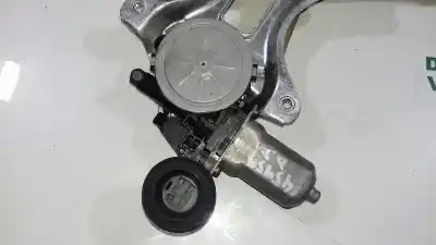 Pièce détachée automobile d'occasion léve glace avant gauche pour toyota prius (nhw20) 1.5 cat références oem iam 6980252070 8572058010  