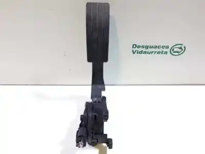 Second-hand car spare part accelerator pedal for renault clio iv authentique oem iam references 180029347r