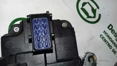 Second-hand car spare part left front door lock for nissan primastar (x..) 2.0 dci diesel oem iam references 8200008246  91166237