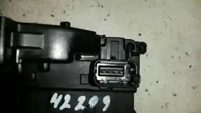 Автозапчасти б/у замок задней правой двери за renault clio iii 1.5 dci diesel cat ссылки oem iam 8200300129  