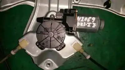 Second-hand car spare part driver left window regulator for renault clio iii exception oem iam references 8200291145  