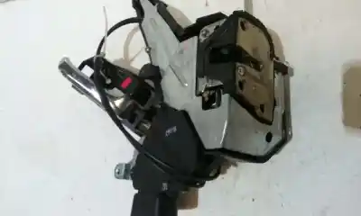 Pezzo di ricambio per auto di seconda mano serratura porta anteriore destra per toyota lexus is 200 (gxe10) 2.0 cat riferimenti oem iam 6931053021