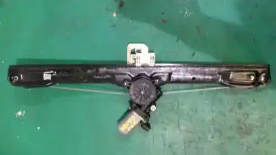Pezzo di ricambio per auto di seconda mano alzacristalli anteriore destro per iveco 35s13 is35sc2aa riferimenti oem iam 