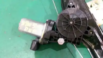 Second-hand car spare part passenger side right window regulator for iveco 35s13 is35sc2aa oem iam references   