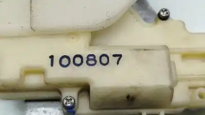 Pezzo di ricambio per auto di seconda mano serratura porta anteriore sinistra per isuzu d-max i (tfr, tfs) 3.0 ditd 4x4 (tfs85_) riferimenti oem iam   100807