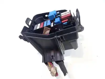 Second-hand car spare part fuse box unit for dacia duster (hs_) 1.5 dci oem iam references 243809584r  243825499r