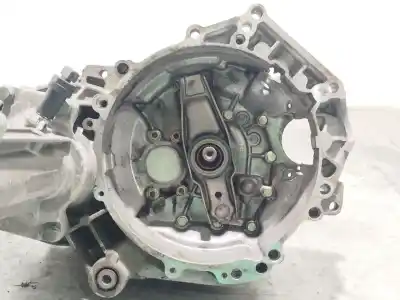 Second-hand car spare part gearbox for volkswagen transporter iv furgón (70a, 70h, 7da, 7dh) 1.9 td oem iam references dql  10040