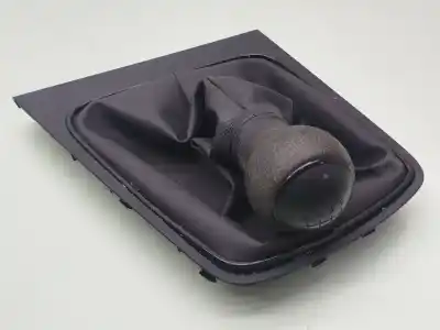 Pezzo di ricambio per auto di seconda mano POMELLO DELLA LEVA DEL CAMBIO per SEAT LEON (5F1)  Riferimenti OEM IAM  4109331010000 5F1711113S
