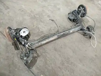 Автозапчастина б/у задня вісь для renault kangoo / grand kangoo ii (kw0/1_) 1.5 dci 90 (kw05, kw08, kw0g, kw11) посилання на oem iam 555014080r  