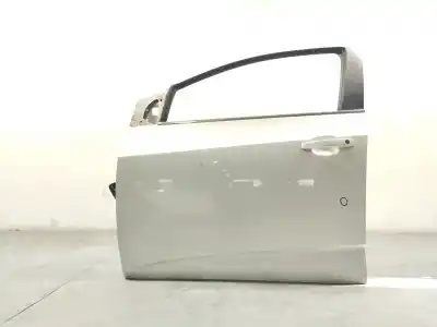 Автозапчастина б/у передні ліві двері для chevrolet aveo fastback (t300) 1.3 d посилання на oem iam 42662845 95940507