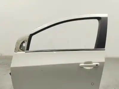 Автозапчастина б/у передні ліві двері для chevrolet aveo fastback (t300) 1.3 d посилання на oem iam 42662845 95940507  