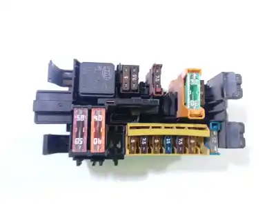 Second-hand car spare part fuse box unit for mercedes clase c t-model (s205) amg c 63 (205.286) oem iam references  1512040507 19261000002 a2059067200