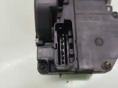 Автозапчастина б/у замок передніх дверей лівий для nissan qashqai / qashqai +2 i (j10, nj10, jj10e) 1.6 dci посилання на oem iam   