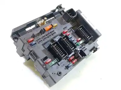 Pièce détachée automobile d'occasion BOITIER FUSIBLE BSM pour PEUGEOT 807 (EB_)  Références OEM IAM  32353906 BSMB3 965066408O