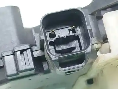 Gebrauchtes Autoersatzteil türschloss vorne rechts zum mitsubishi l200 / triton (ka_t, kb_t) 2.5 di-d 4wd (kb4t) oem-iam-referenzen 5715a184  