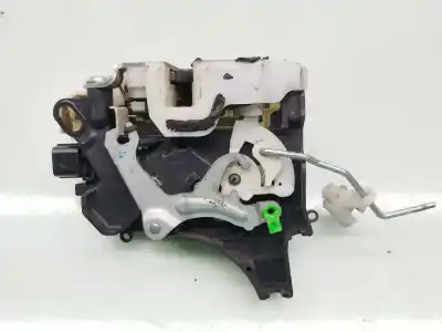 Pezzo di ricambio per auto di seconda mano serratura porta anteriore sinistra per mitsubishi l200 / triton (ka_t, kb_t) 2.5 di-d 4wd (kb4t) riferimenti oem iam 5715a181  