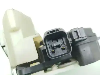 Pezzo di ricambio per auto di seconda mano serratura porta posteriore destra per mitsubishi l200 / triton (ka_t, kb_t) 2.5 di-d 4wd (kb4t) riferimenti oem iam   