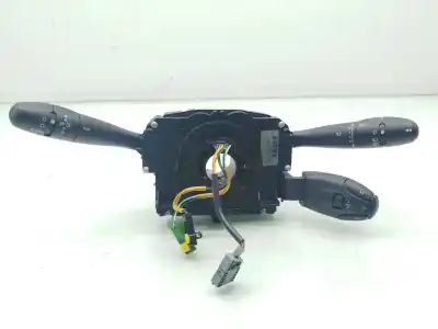 Recambio de automóvil de segunda mano de MANDO LUCES para PEUGEOT 207/207+ (WA_, WC_) 1.4 16V referencias OEM IAM 624258  
