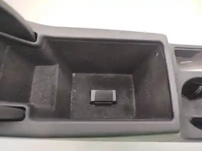 Pezzo di ricambio per auto di seconda mano bracciolo centrale per audi q3 (8ub, 8ug) 2.0 tdi riferimenti oem iam   