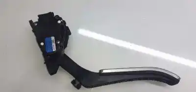 Second-hand car spare part accelerator pedal for volkswagen touareg (7la, 7l6, 7l7) 5.0 v10 tdi oem iam references 7l6723507  6pv00777024