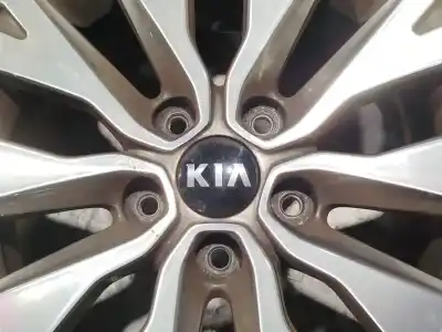 Автозапчастина б/у шина для kia cee'd (jd) 1.4 mpi посилання на oem iam  6.5jx16h2 et50 52910a2800
