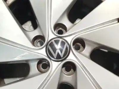 Автозапчасти б/у шина за volkswagen t-cross (c11) 1.0 tsi ссылки oem iam 2gm601025ad8z8 6jx16h2 et35 2gm601025ad