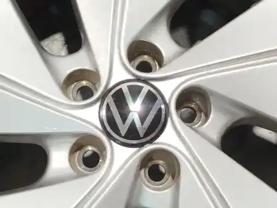 Автозапчасти б/у шина за volkswagen t-cross (c11) 1.0 tsi ссылки oem iam 2gm601025ad8z8 6jx16h2 et35 2gm601025ad