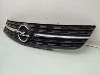 Автозапчасти б/у передняя решетка за opel vivaro c furgón (k0) 1.5 ссылки oem iam 9833128577 2510482x 2448748x 9833128477
