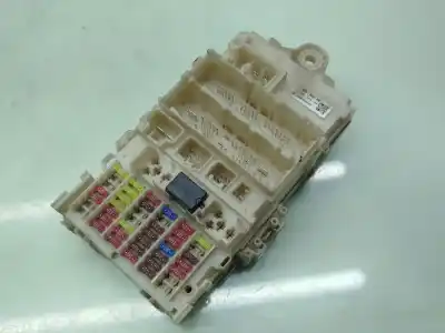 Peça sobressalente para automóvel em segunda mão caixa de fusíveis e relés por honda hr-v (ru) 1.6 i-dtec (ru8) referências oem iam 74704832