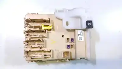 Second-hand car spare part fuse box unit for toyota auris (_e18_) 2.0 d-4d (ade186_) oem iam references  63583367 3cc32rk0 8273012x80a