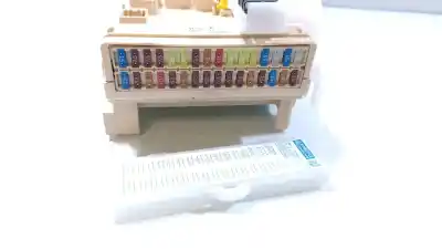 Second-hand car spare part fuse box unit for toyota auris (_e18_) 2.0 d-4d (ade186_) oem iam references  63583367 3cc32rk0 8273012x80a