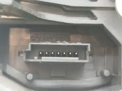 Second-hand car spare part left front door lock for bmw x3 (e83) 2.0 d oem iam references 51217202143  7167071