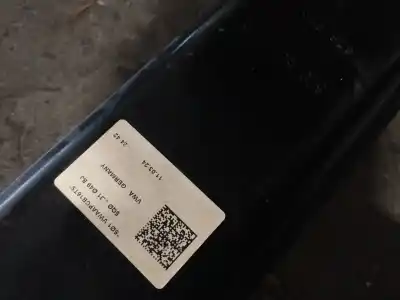 Second-hand car spare part rear axle for volkswagen t-roc (a11, d11) 1.5 tsi oem iam references 5q0501049bj  5q0501115