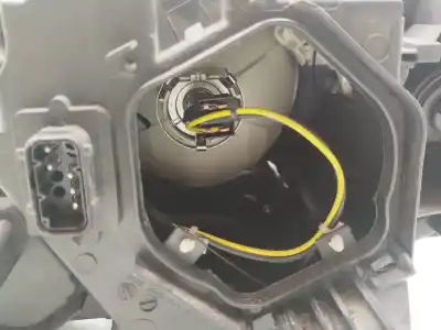 Second-hand car spare part right headlight for bmw x3 (e83) 2.0 d oem iam references 63123418412 0301210204 3418412