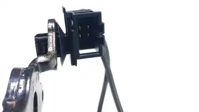 Автозапчастина б/у задній центральний гачок для volkswagen t-roc (a11, d11) 1.5 tsi посилання на oem iam 2ga857739mnb 32055c11024  Автозапчастина б/у задній центральний гачок для volkswagen t-roc (a11, d11) 1.5 tsi посилання на oem iam 2ga857739mnb 32055c11024