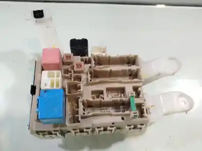 Tweedehands auto-onderdeel relais/zekeringenkastje voor toyota verso (_r2_) 1.6 d4-d (war20_) oem iam-referenties 827300f320