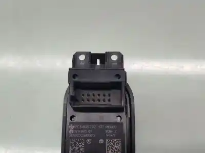 Автозапчастина б/у кнопка електричного стоянкового гальма для mini mini countryman (f60) one посилання на oem iam 680670201  3214680103