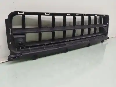 Автозапчастина б/у центральна решіта бампера для mini mini countryman (f60) one посилання на oem iam 51117390525  