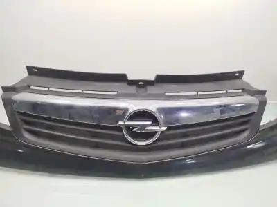 Автозапчастина б/у передня решіта для opel vivaro a furgón (x83) 2.5 cdti (f7) посилання на oem iam 93856149  93856153. 93856150. 93856154