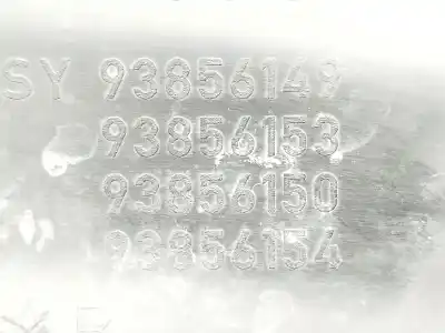 Автозапчастина б/у передня решіта для opel vivaro a furgón (x83) 2.5 cdti (f7) посилання на oem iam 93856149  93856153. 93856150. 93856154