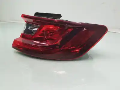 Second-hand car spare part right tailgate light for renault megane iv fastback (b9a/m/n_) 1.2 tce 130 (b9mr) oem iam references 265509578r  90071603