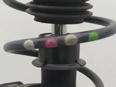 Pièce détachée automobile d'occasion amortisseur avant gauche pour renault megane iv fastback (b9a/m/n_) 1.2 tce 130 (b9mr) références oem iam 543025418r e4675501 543025368r