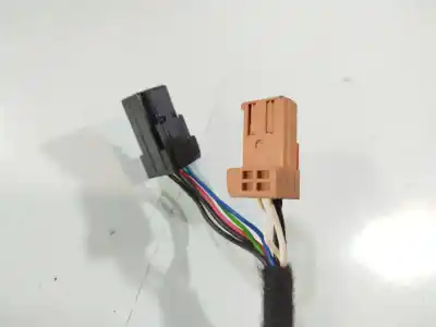 Pezzo di ricambio per auto di seconda mano retrovisore destro per peugeot 207/207+ (wa_, wc_) 1.4 hdi riferimenti oem iam 96806501xt  