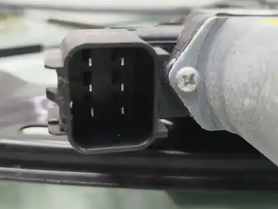 Автозапчастина б/у регулятор переднього правого скла для land rover range rover evoque (l538) 2.0 d 4x4 посилання на oem iam lr165904 932644106 918957104 bj3223200ag