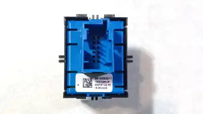 Автозапчасти б/у кнопка электрического стояночного тормоза за peugeot 2008 ii (ud_, us_, uy_, uk_) 1.2 puretech 130 ссылки oem iam 98105935vv 1062029806 a007m102p8 9810593577