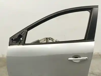 Peça sobressalente para automóvel em segunda mão porta da frente esquerda por renault megane iii hatchback van (bz_) 1.5 dci (bz0d, bz1g, bz1f, bz1m, bz1w, bz0r, bz10) referências oem iam 801016886r  
